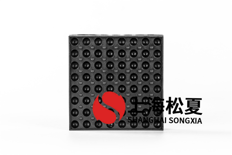 橡膠<a href='http://www.a0988.cn' target='_blank'><u>減震器</u></a>的優(yōu)點(diǎn)